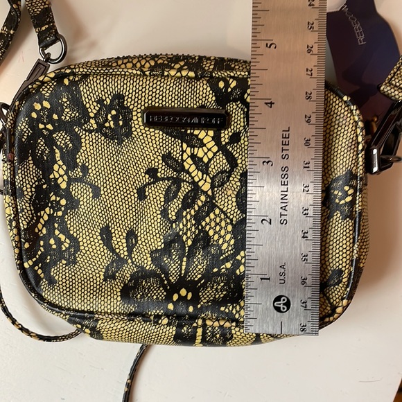 Rare NWT Rebecca Minkoff Lace BF Pouch (“Pale Yellow”) - Picture 3 of 9